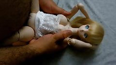 Cute blonde sexdoll fucked