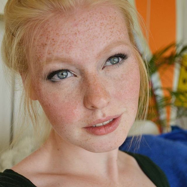 Vicious reccomend freckled beauty